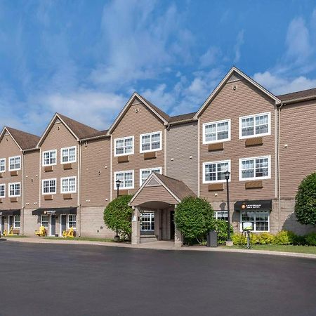 Quality Inn & Suites Quispamsis Rothesay Extérieur photo