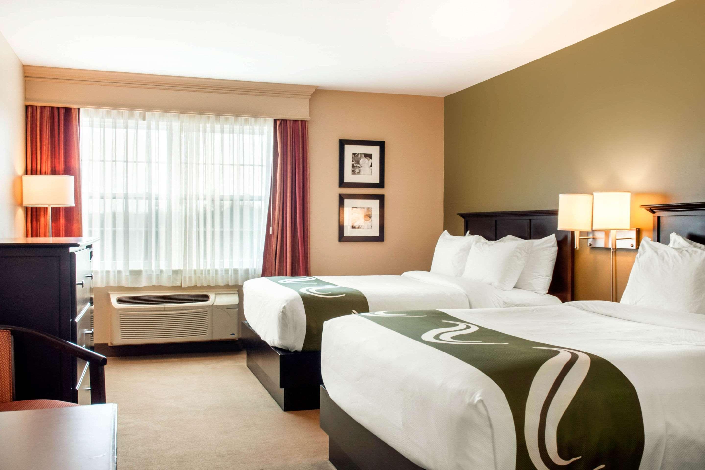 Quality Inn & Suites Quispamsis Rothesay Extérieur photo