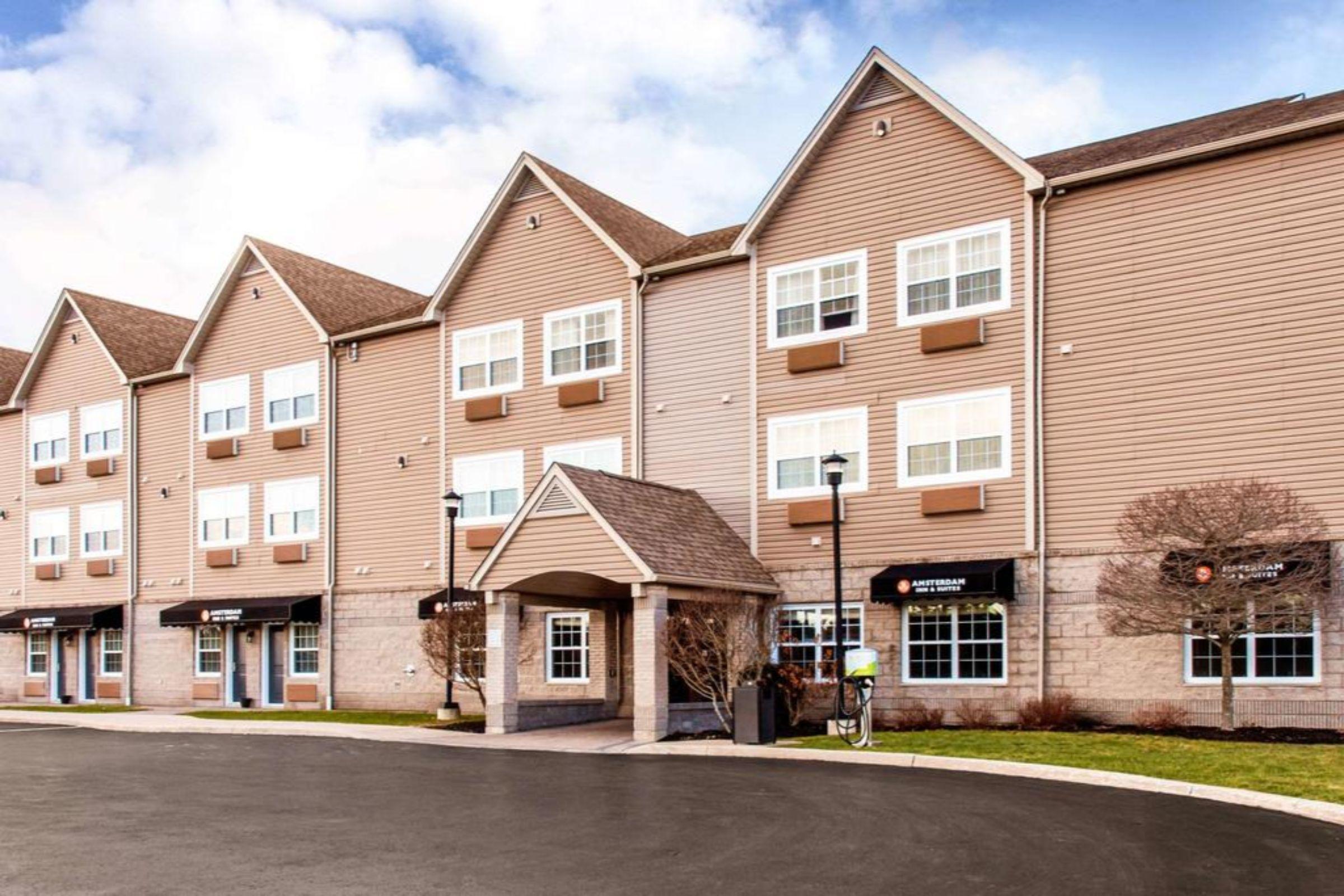 Quality Inn & Suites Quispamsis Rothesay Extérieur photo