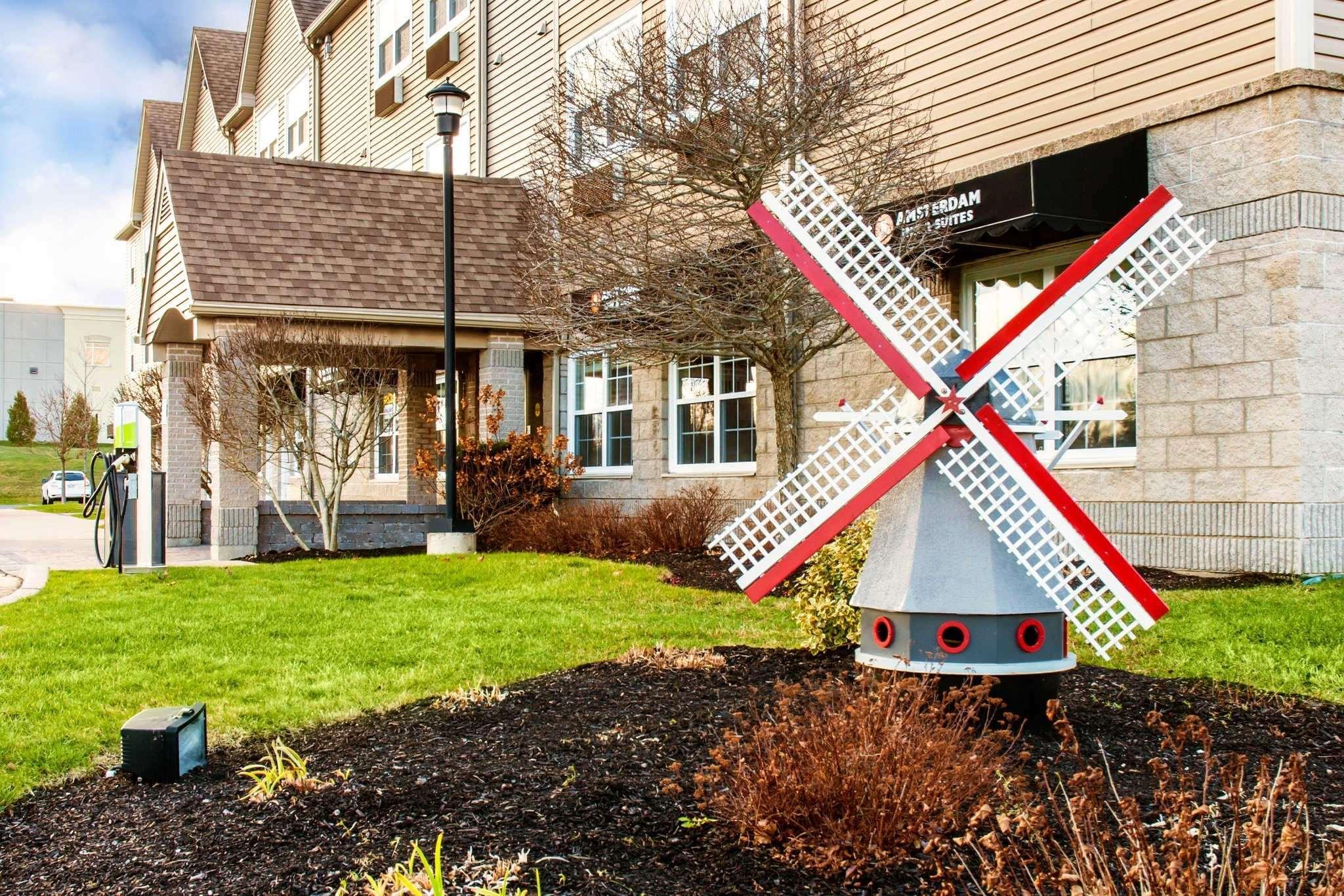 Quality Inn & Suites Quispamsis Rothesay Extérieur photo